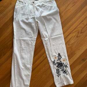 Christine Phillipe White Embroidered Jeans (Vintage)